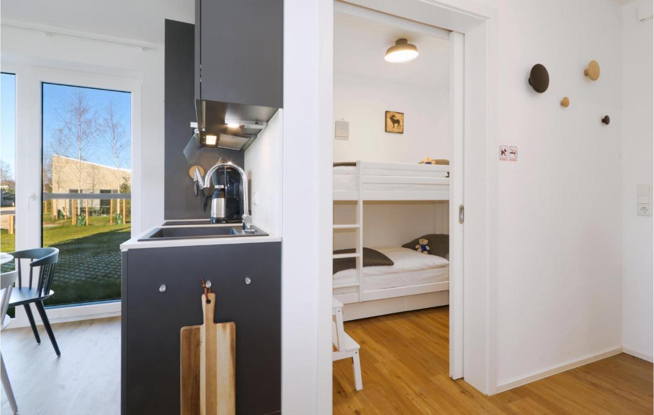 Stunning Apartment In Lembruch-Duemmer See Exterior photo