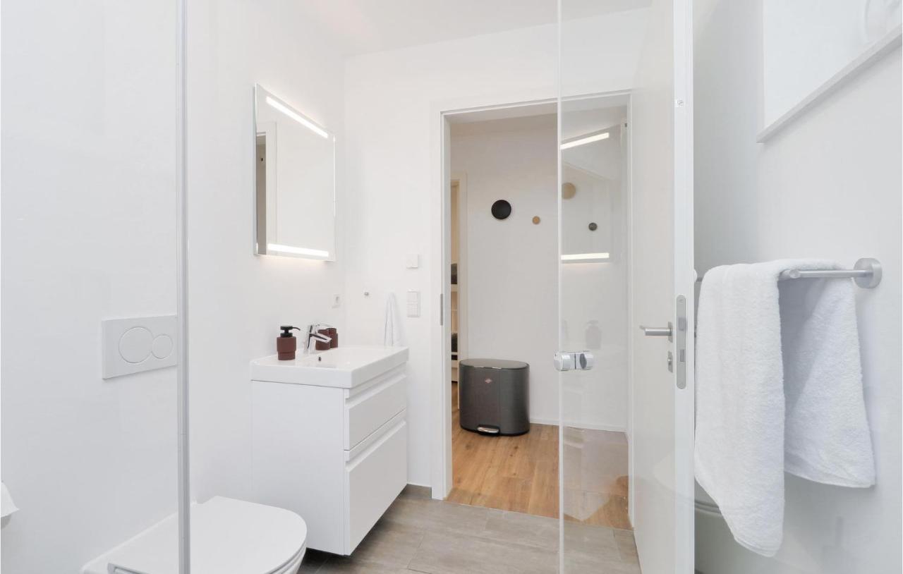 Stunning Apartment In Lembruch-Duemmer See Exterior photo