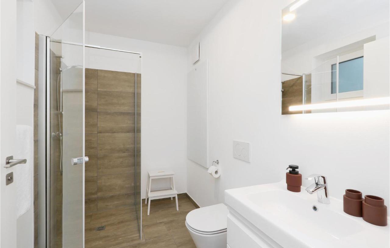 Stunning Apartment In Lembruch-Duemmer See Exterior photo